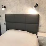 Le Faisan Hotell Montluçon