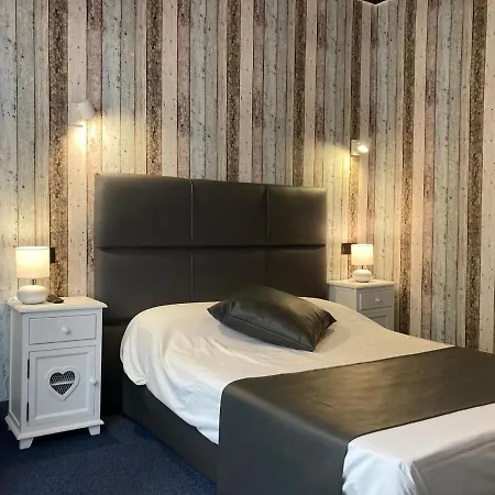 Hotel Le Faisan Montluçon