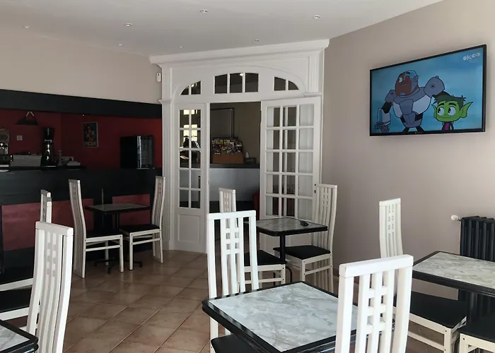 Le Faisan Hotell Montluçon