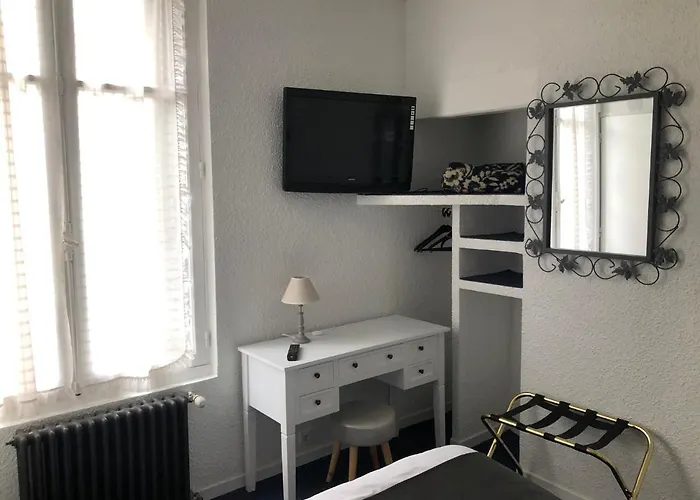 Le Faisan Hotell Montluçon